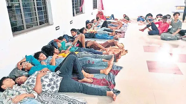 భారీ ఎత్తున యోగా దినోత్సవం