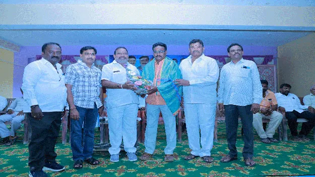 గృహ నిర్మాణ కార్మికులకు అండగా ఉంటాం