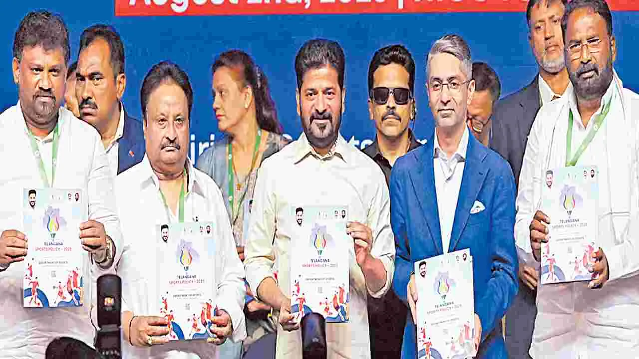 CM Revanth Reddy: 75 ఏళ్ల నిబంధన మోదీకి వర్తించదా?