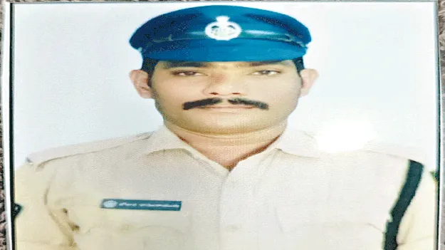 చికిత్స పొందుతూ హెడ్‌ కానిస్టేబుల్‌ మృతి