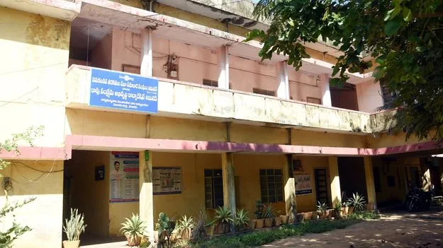 ఎదురుచూపులు ఎన్నాళ్లు..?