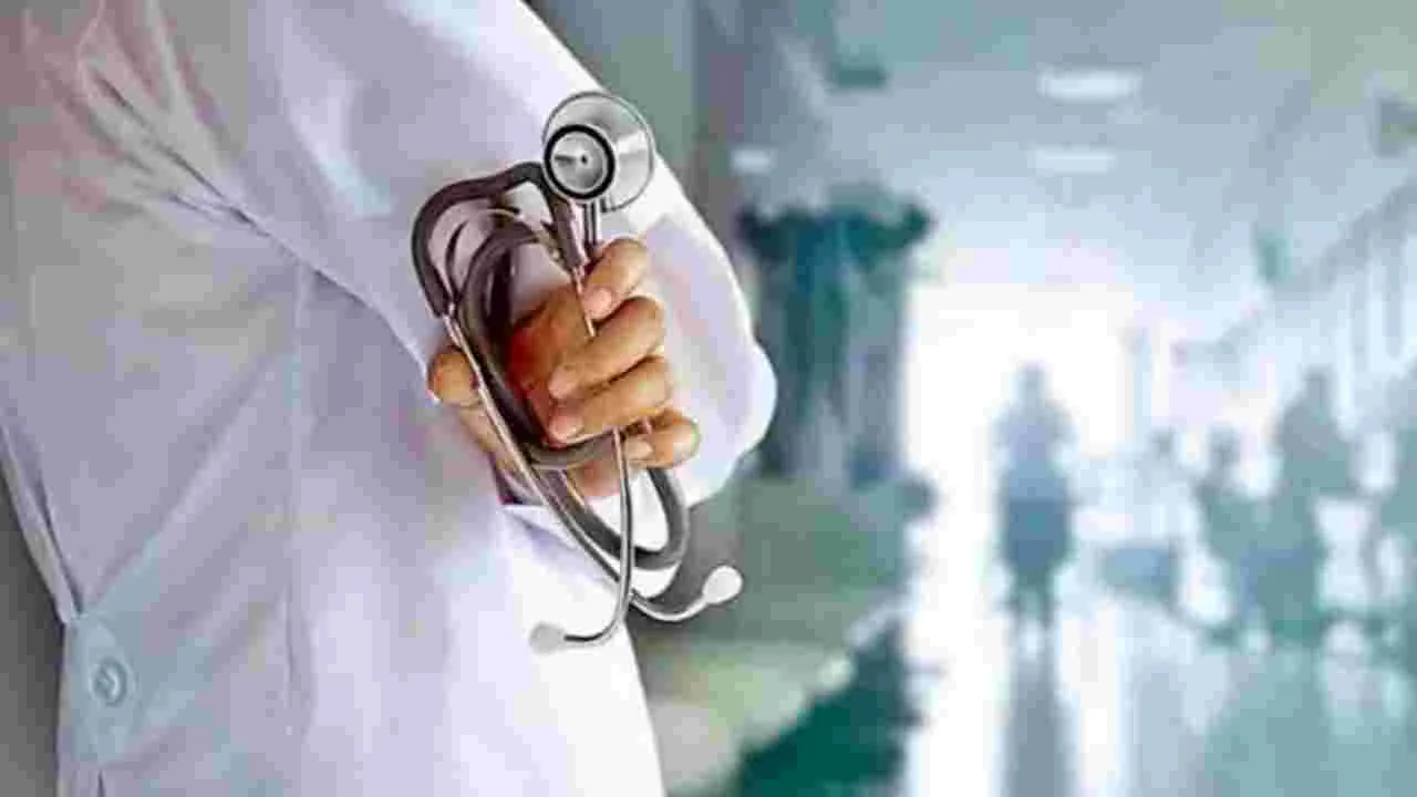 Suryapet: ఔషధ దుకాణంలో లింగ నిర్ధారణ పరీక్షలు