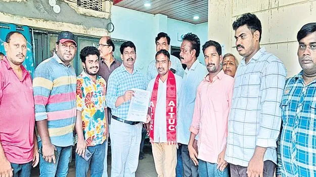 రెండు నుంచి మునిసిపల్‌ కార్మికుల సమ్మె