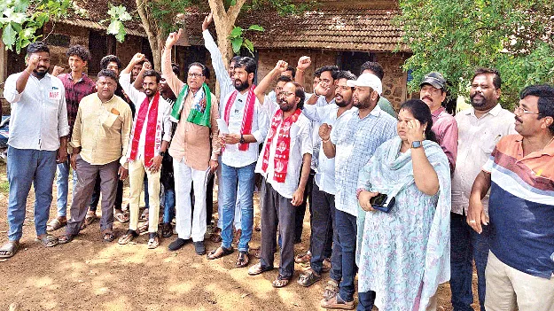 Another twist in the CBM school site dispute  సీబీఎం స్కూలు స్థల వివాదంలో  మరో మలుపు