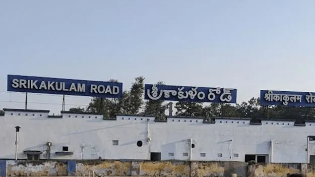 Srikakulam: ఆరు కుటుంబాల సాంఘిక బహిష్కరణ