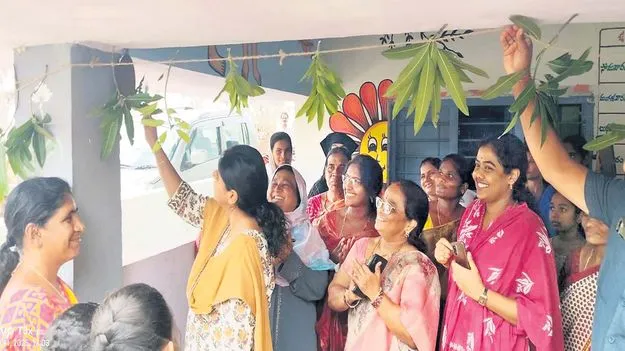 అంగన్‌వాడీల్లోనూ గంట కొట్టాల్సిందే