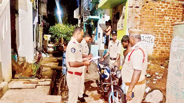  టెక్కలిలో కార్డన్‌ సెర్చ్‌  