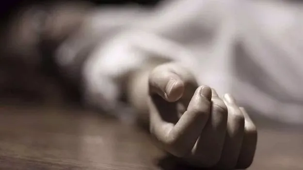 Police Investigation: సుపారీ ఇచ్చి భర్తను చంపించిన భార్య! 
