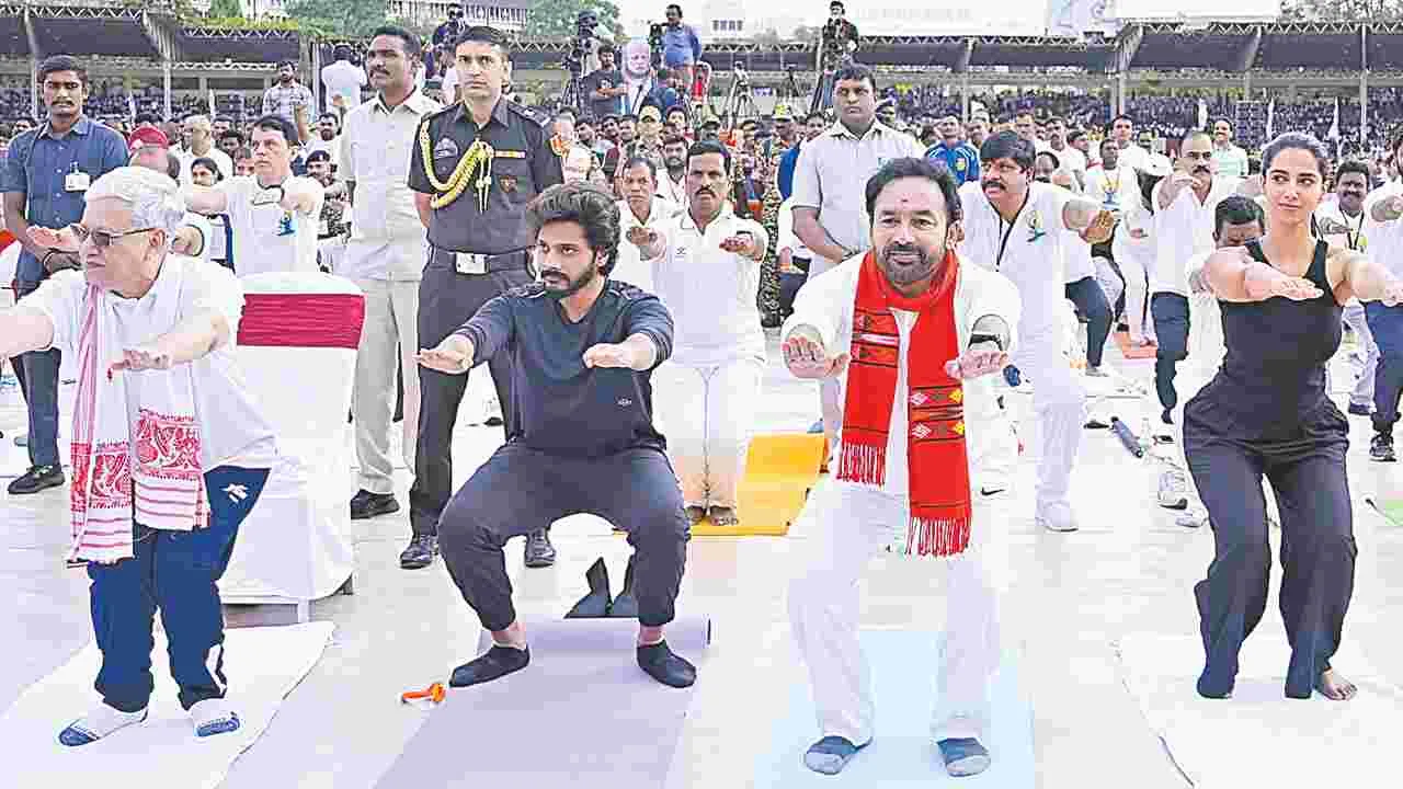 Yoga Day: యోగాతో ప్రపంచ ఐక్యత
