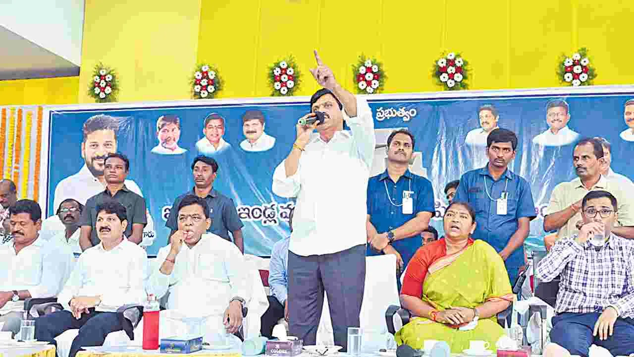 Ponguleti: గుడి లేని ఊరు ఉంటుందేమో కానీ.. ఇందిరమ్మ ఇల్లులేని ఊరు ఉండదు: పొంగులేటి