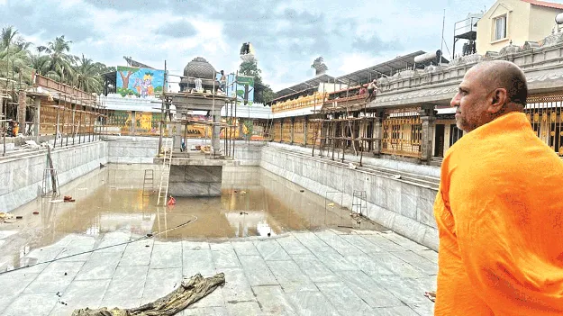 ముమ్మరంగా పుష్కరిణి నిర్మాణ పనులు