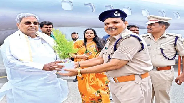    కర్నూలులో కర్ణాటక సీఎం సిద్దరామయ్య 