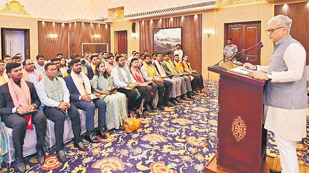 Jishnudev Varma: ప్రజలతో మమేకమే.. ప్రజాసేవ సారాంశం