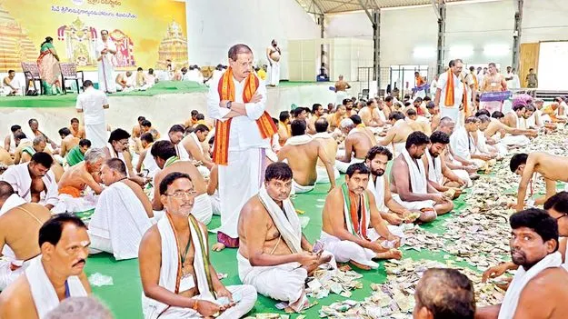 శ్రీశైలంలో హుండీల లెక్కింపు