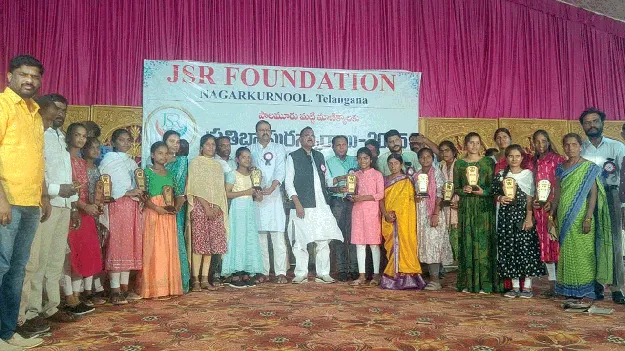 ప్రభుత్వ బడుల బలోపేతానికి కృషి