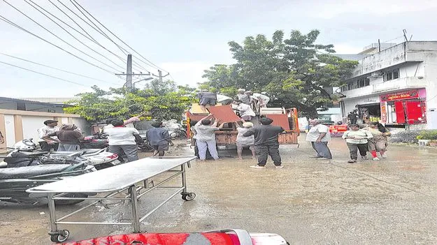 ఈఎస్‌ఐ ఆసుపత్రి ప్రారంభించేదెవరు!