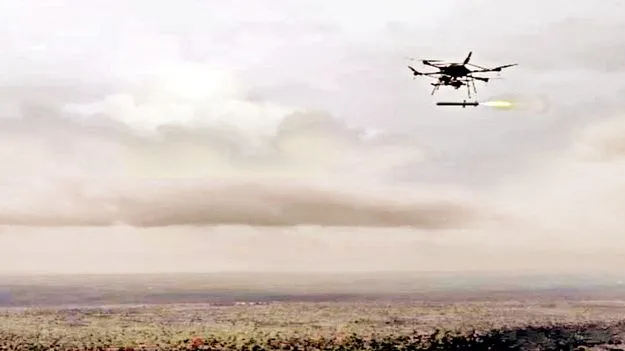 పాలకొలనులో మిస్సైల్‌ ప్రయోగం 