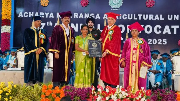 మార్టేరు శాస్త్రవేత్త సునీతకు ఉత్తమ అవార్డు