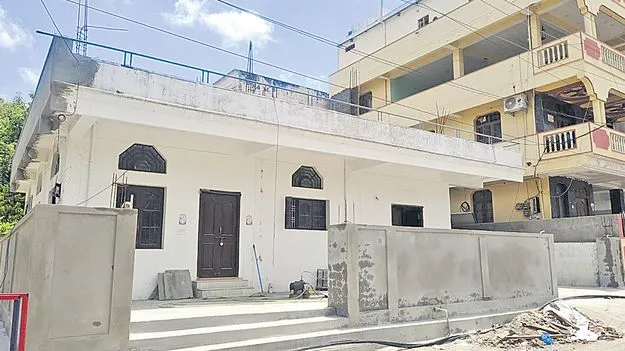 Bandi Sanjay: ఇన్నాళ్లకు సొంత ఇల్లు కొన్న బండి సంజయ్‌