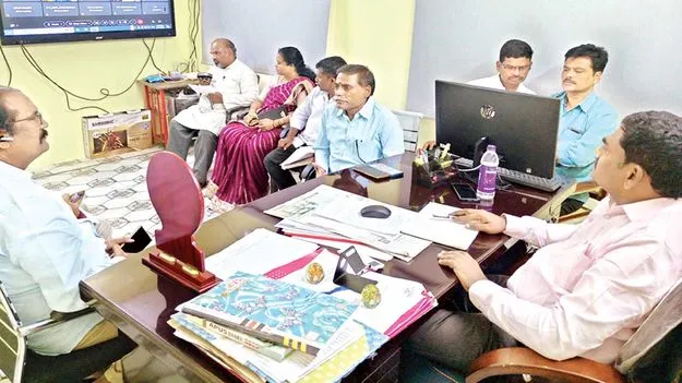 25 శాతం సీట్లు కేటాయించాల్సిందే