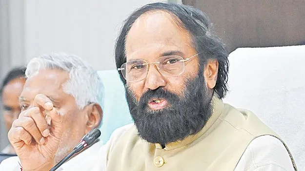 Uttam: గోదావరి-బనకచర్లను అడ్డుకోండి