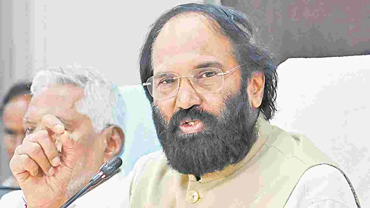 Uttam: గోదావరి-బనకచర్లను అడ్డుకోండి