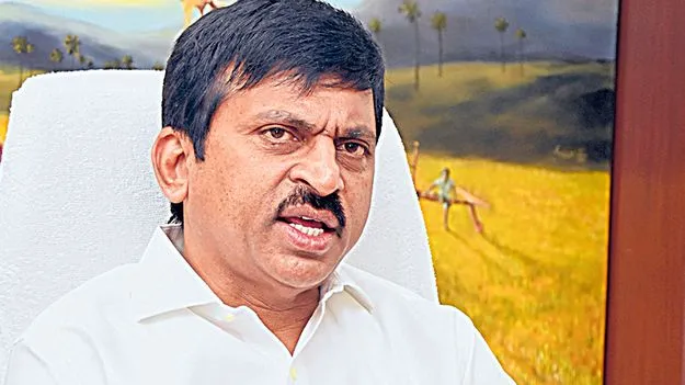 Ponguleti: సంపన్నుల చేతుల్లో అసైన్డ్ భూములుంటే స్వాధీనమే