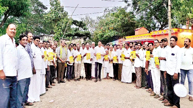 అర్హులందరికీ పథకాలు