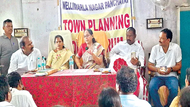 నగర పంచాయతీ అభివృద్ధికి కృషి చేస్తాం