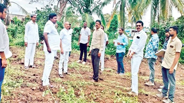 అభివృద్ధి పనులను త్వరగా పూర్తిచేయండి 