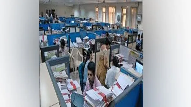 Secretariat Employees: సచివాలయ ఉద్యోగుల బదిలీలపై పునరాలోచించండి