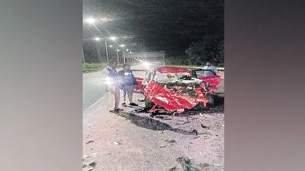 ORR Road Accident: నెత్తురోడిన ఔటర్!