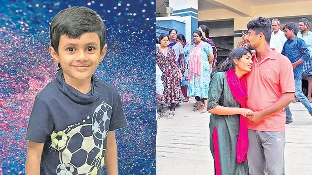 Tragic Accident: కన్న తల్లి కళ్లెదుటే..