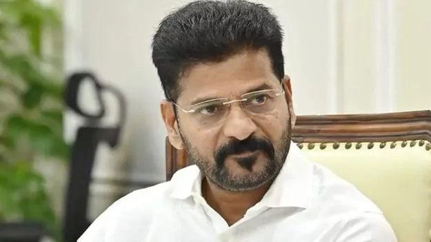 Phone Tapping: సొంత వాళ్ల ఫోన్ల ట్యాపింగ్!
