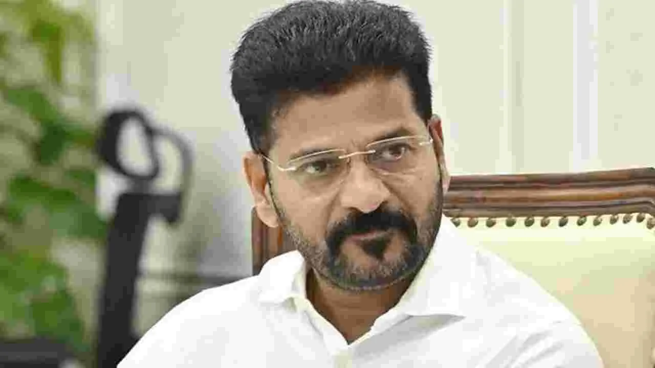 Phone Tapping: సొంత వాళ్ల ఫోన్ల ట్యాపింగ్‌!