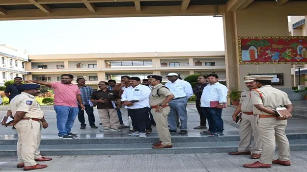 రాష్ట్ర ఆవిర్భావ వేడుకలను వైభవంగా నిర్వహించాలి