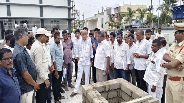 ఉచిత విద్య, వైద్యం అందించడమే లక్ష్యం