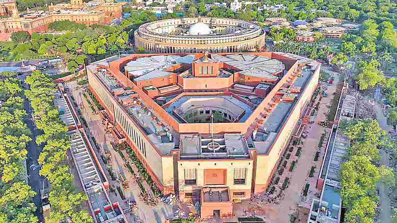 Elections: ఈసారి తెలంగాణ ఎన్నికలు.. లోక్‌సభతో కలిపే!