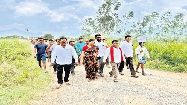 హైడ్రో పవర్ ప్రాజెక్టుపై సృష్టత ఇవ్వాలి