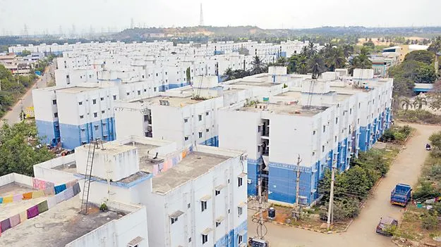 పేదింటికి నిధులు