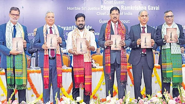 Hyderabad: విదేశీ విద్యకు వెంపర్లాడొద్దు!