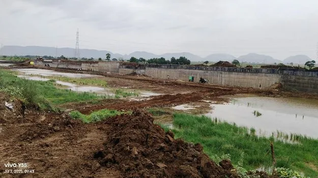 బుడమేరు రక్షణ గోడ పూర్తి