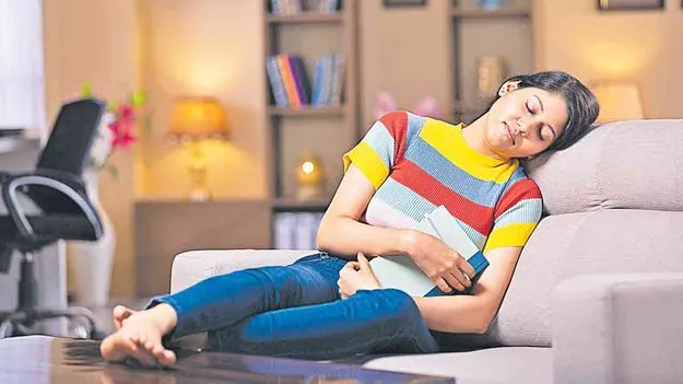Sleeping in Jeans: జీన్స్‌ వేసుకుని నిద్రిస్తున్నారా