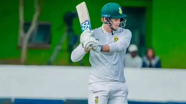 పట్టుబిగించిన దక్షిణాఫ్రికా