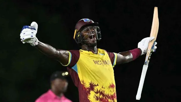 Thrilling Victory: చివరి బంతికి హోల్డర్‌ బౌండరీ