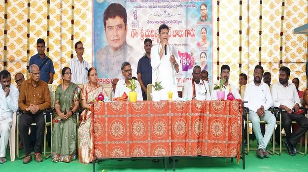 ఆధునిక సాంకేతికతపై   విద్యార్థులు అవగాహన కలిగి ఉండాలి 