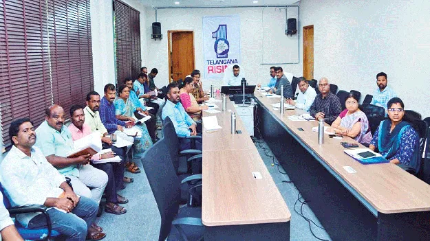 పాఠశాలల పనితీరును మెరుగుపరుస్తాం