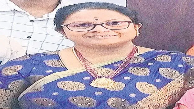 అనకాపల్లికి ఐసీడీఎస్‌ పీడీ సూర్యలక్ష్మి బదిలీ