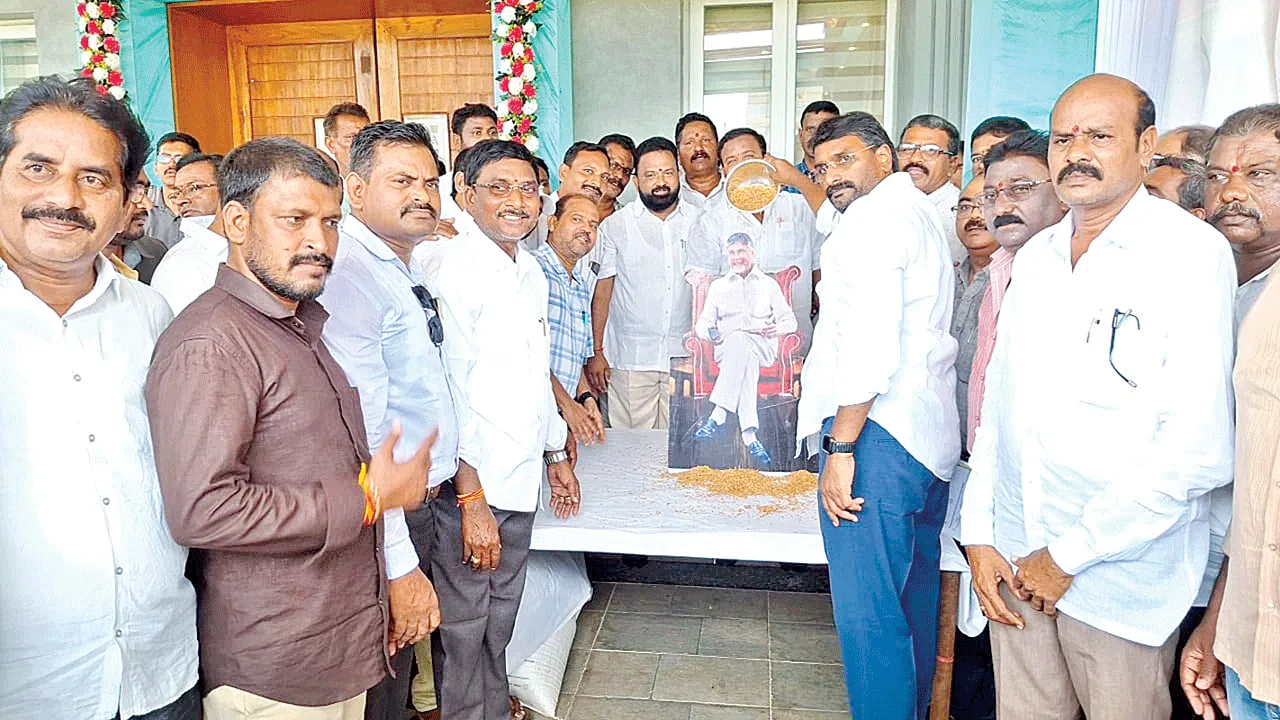  రైతన్నలకు అండగా..