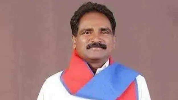 John Wesley: గురుకుల విద్యార్థులతో పనులు చేయించడం దుర్మార్గం: జాన్‌ వెస్లీ